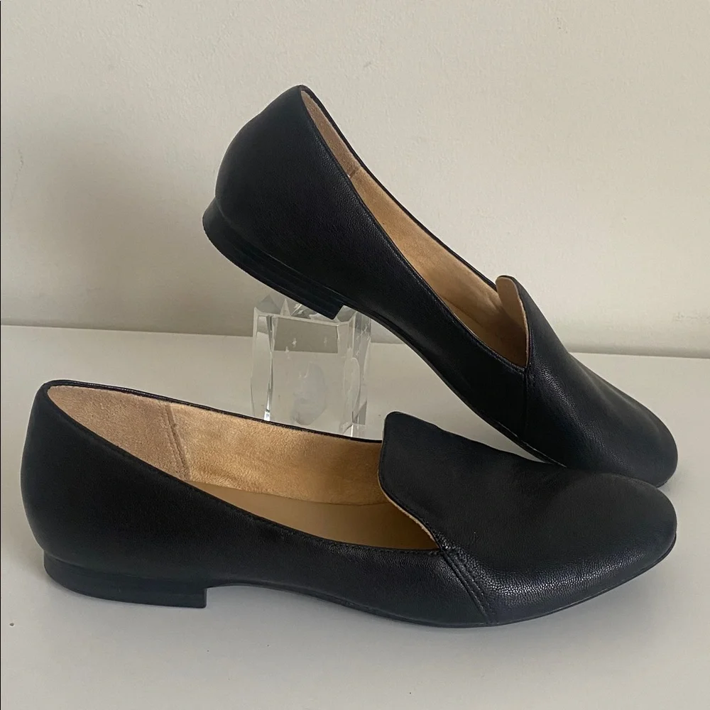 Naturalizer Black Leather Loafers - Picture 3 of 14